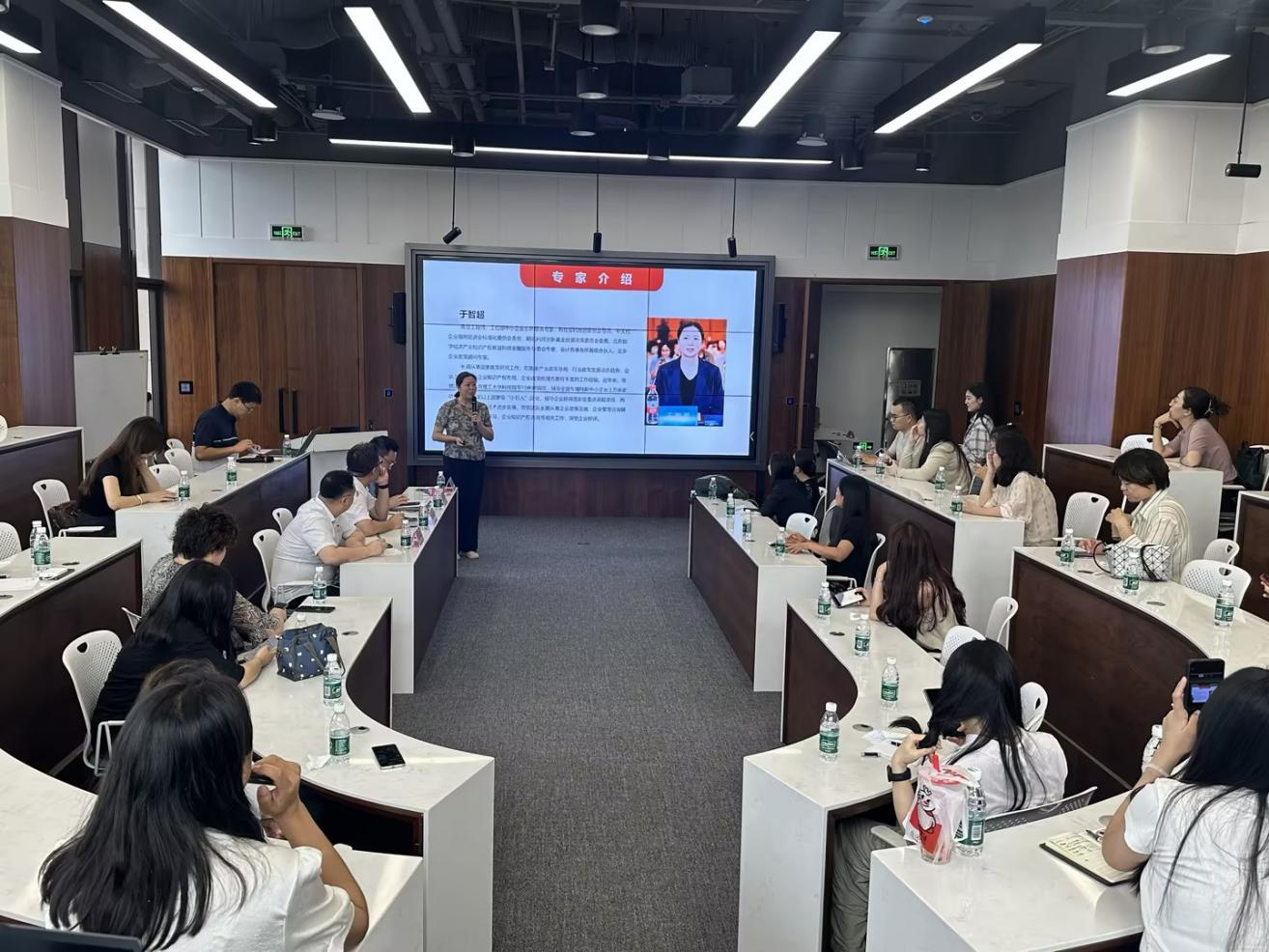 2025_12_29_1766987273_359200.png 2025_12_29_1766987273_359200.png